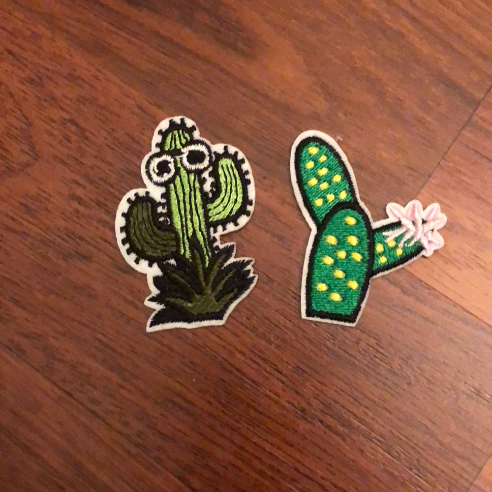 Two cute cactus patches! ✨✨
